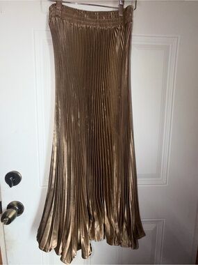 Stussy Metallic Pleated Maxi Skirt - Gold